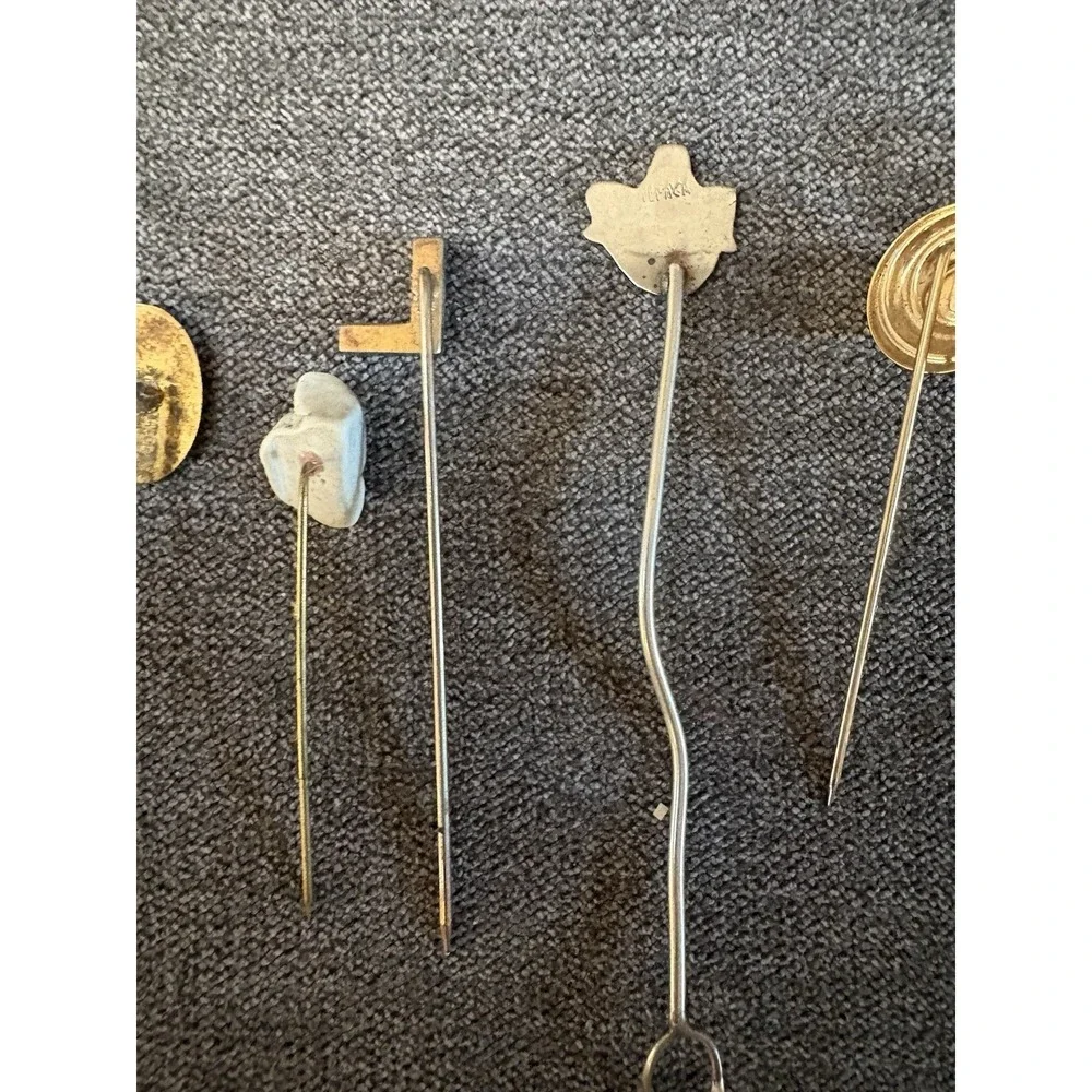 Lot Of 10 Vintage Stick Pins‎ Gold Tone, Silver Tone, Stone, Clown, Alpaca, MCM